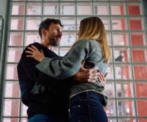 Na Wspólnej, odcinek 4174: Prowokacja Kaliny w dniu ślubu kończy się dramatycznym upadkiem ze schodów - ZDJĘCIA