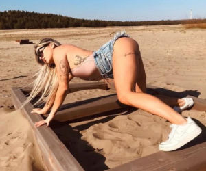 Claudia Redheaded, żona piłkarza Jakuba Kiwiora