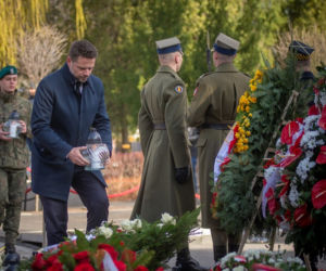Trzaskowski na obchodach 12. rocznicy katastrofy smoleńskiej