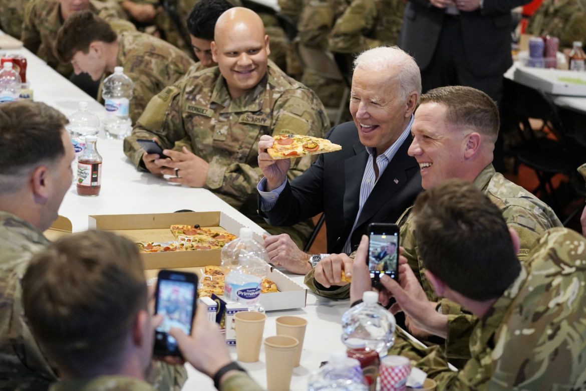 Pizza z żołnierzami