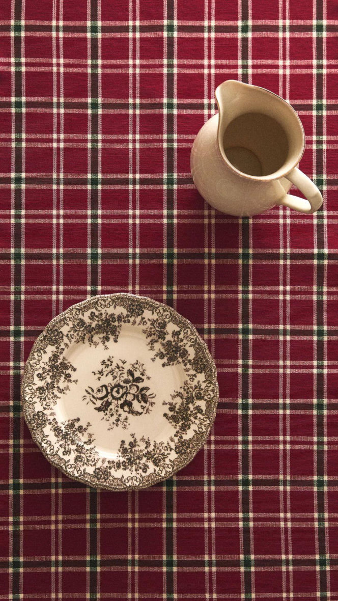 Bieżniki świąteczne - Zara