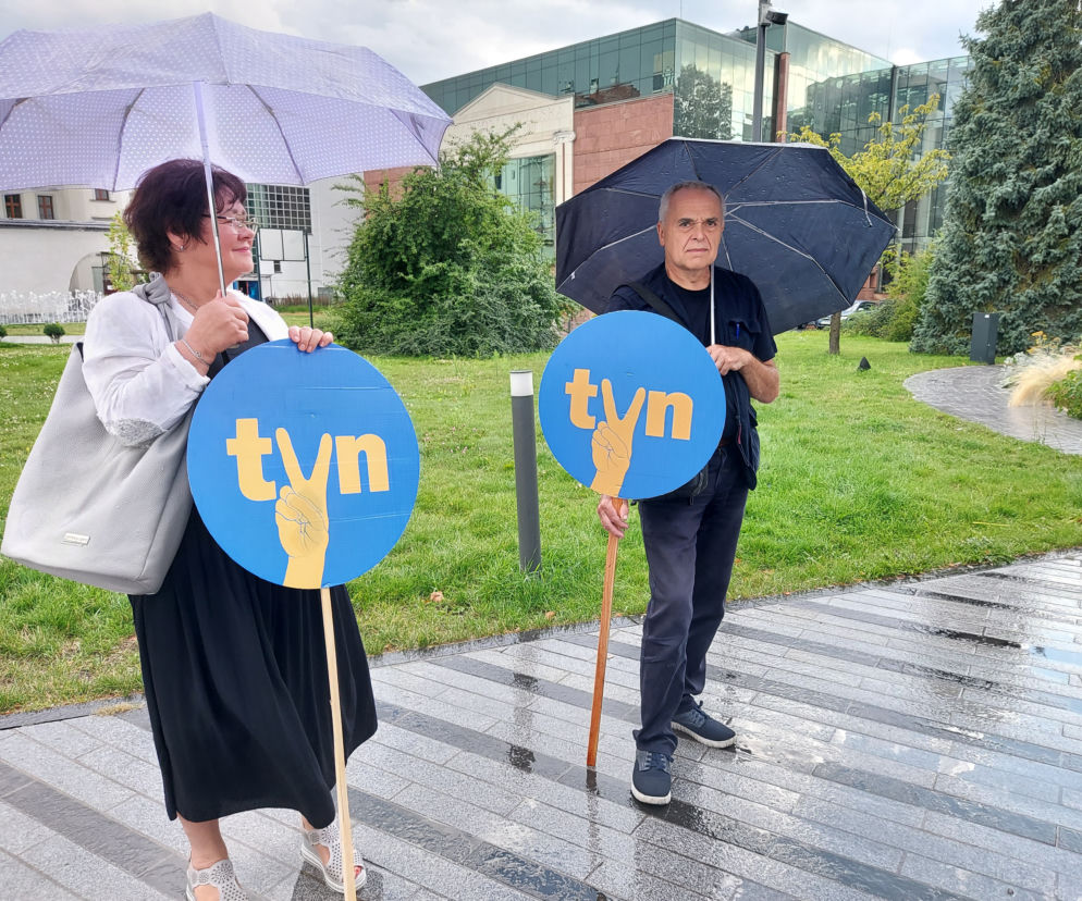 Opole przeciwko lex TVN. Protest na pl. Wolności [10.08.21 r.]