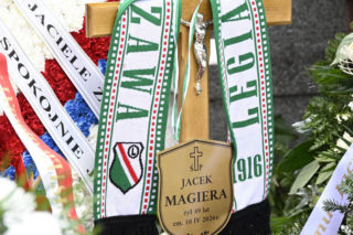 Pogrzeb Jacka Magiery. Spoczął obok Lucjana Brychczego