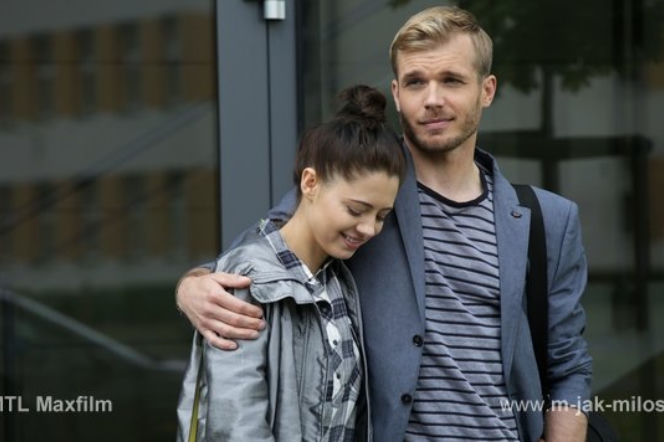 M jak miłość odcinek 1168. Iza (Adriana Kalska), Artur (Tomasz Ciachorowski)