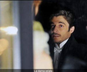 Dama w czarnym welonie. Guido (Lino Guanciale)