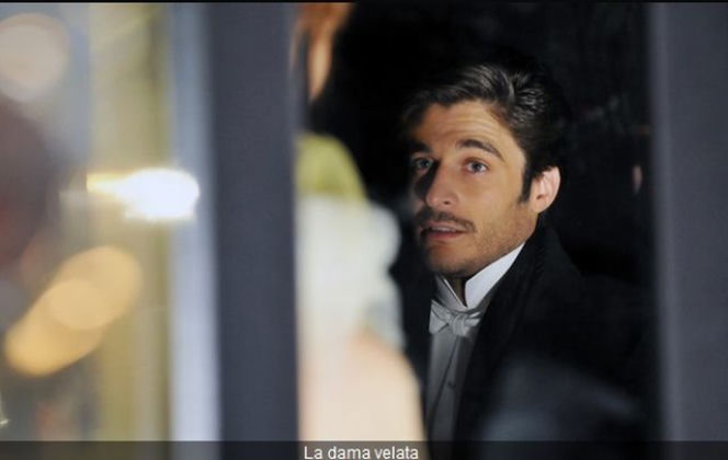 Dama w czarnym welonie. Guido (Lino Guanciale)