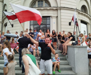 „Cześć i chwała bohaterom!”. Siedlczanie spotkali się w centrum miasta, by uczcić 82. rocznicę wybuchu Powstania Warszawskiego