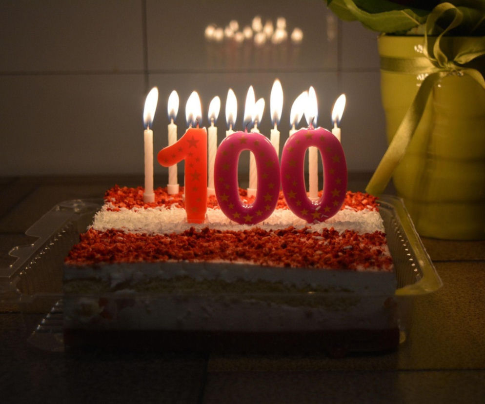 Rośnie liczba stulatków w Polsce. Ilu mieszka w woj. mazowieckim?