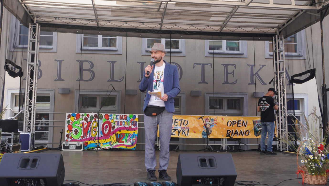 Dni Muzyki 2024  w Olsztynie. Stare Miasto opanowali miłośnicy tańca i śpiewu. Zobacz zdjęcia!