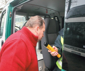 Autokary pod lupą