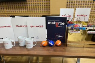 Cyfrowe Lustro Tożsamości