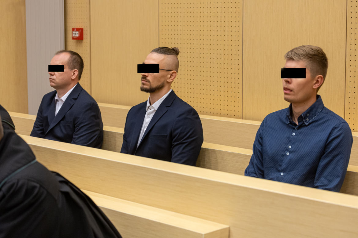 Policjanci strzelali do mężczyzny, który chciał się zabić 