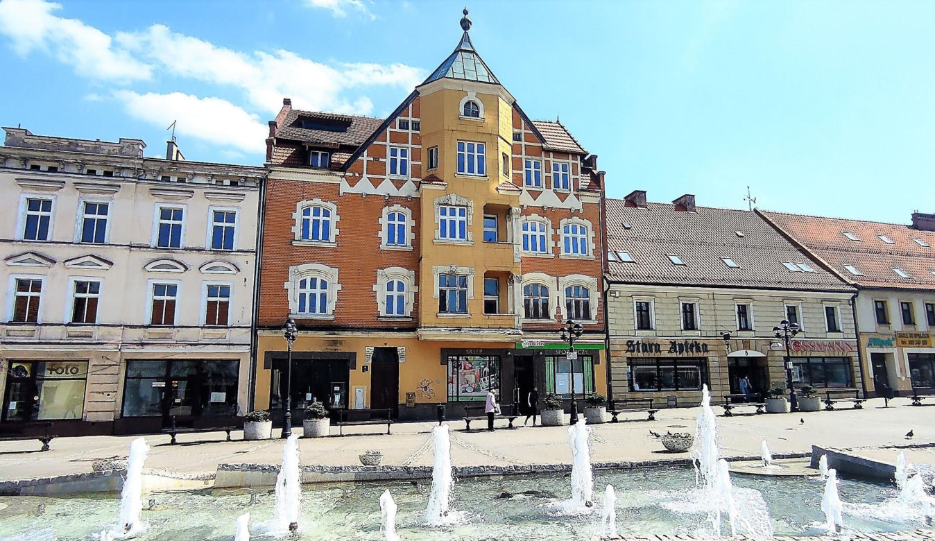 21. Mikołów