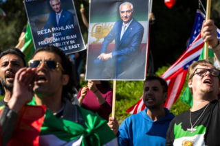 Syn szacha reaguje na śmierć Chameneiego. Wystosował pilny apel