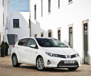 Toyota Auris Hybrid