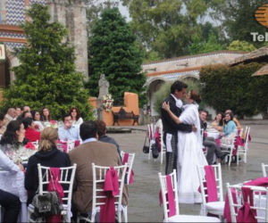 Nieposkromiona miłość (Amor bravio). Ślub Camili (Silvia Navarro) i Daniela (Cristian de la Fuente)
