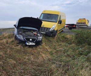 Zderzenie na DK12 koło Leszna