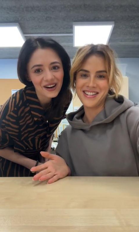 M jak miłość nowy sezon na planie. Kama (Michalina Sosna), Iza (Adriana Kalska)