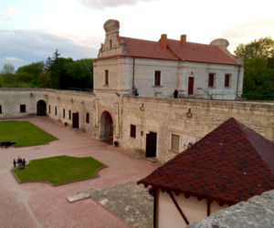 Ukraina