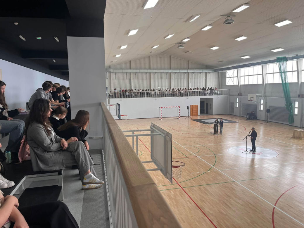 W Nowogardzie otwarto zmodernizowaną Halę Sportową