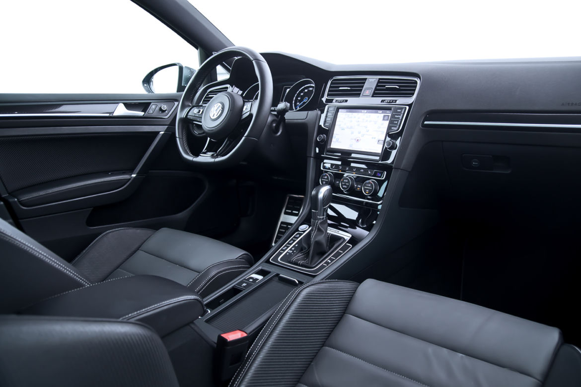 Volkswagen Golf Variant R