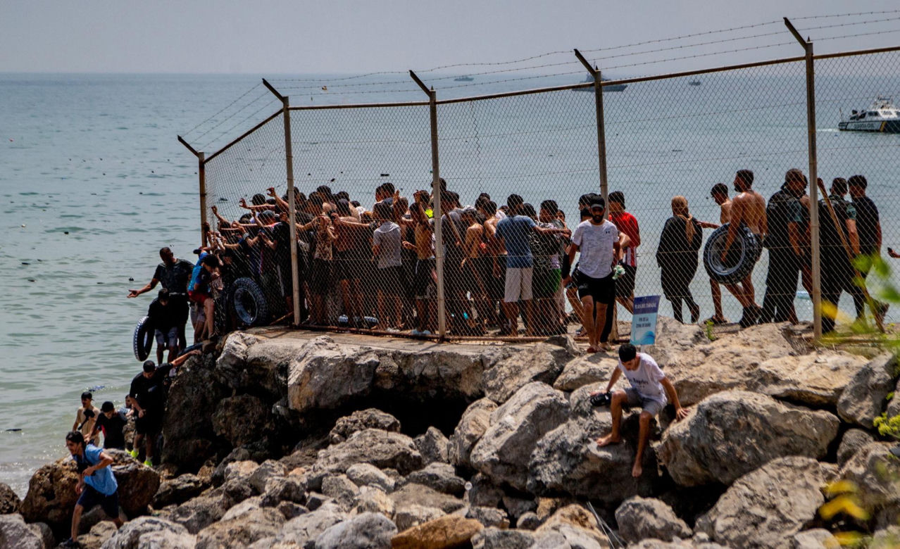 Szturm migrantów na Hiszpanię