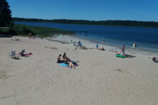 Głębokie: Odkryliśmy bezpieczną plażę, kilkaset metrów od centralnego kąpieliska! 
