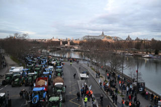 Protestyrolników w Paryżu