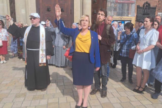 Barbara Nowak stanie przed sądem! Poważne zarzuty wobec byłej kuratorki: utrata zdrowia