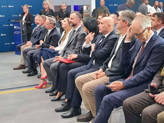 Polski „Grom z jasnego nieba” powraca. Wicepremier podpisał mega-kontrakt na tysiące Piorunów!