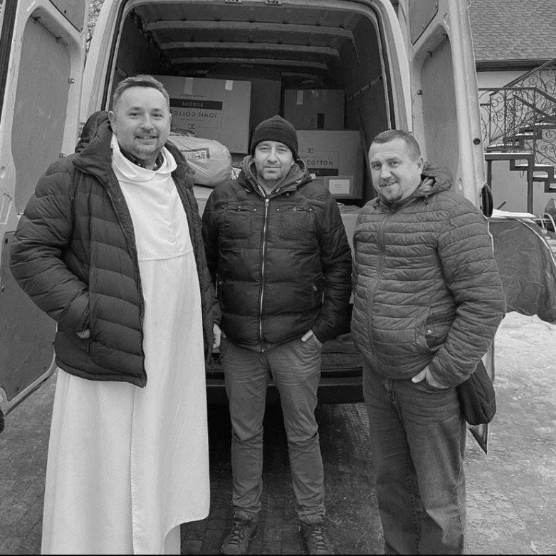 Poznański wolontariusz zginął pod Kijowem. Jego auto zostało ostrzelane [ZDJĘCIA]