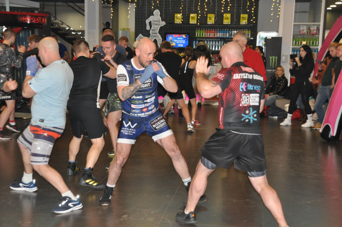 Pokazowy trening z Arturem Szpilką w Skarżysku-Kamiennej