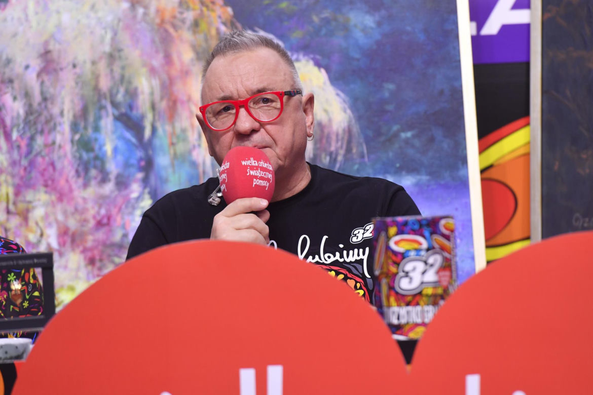 Jerzy Owsiak na przestrzeni lat. Tak zmieniał się jego charakterystyczny wizerunek