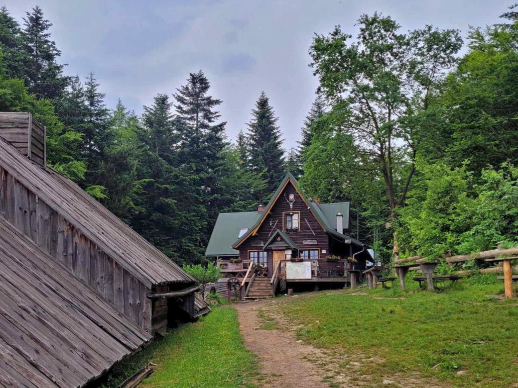 Schronisko PTTK na Kudłaczach 