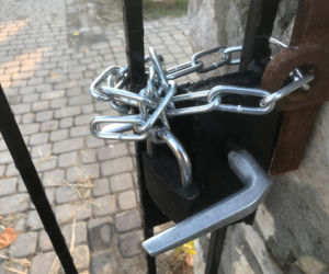Zamknięte cmentarze 