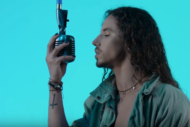 Michał Szpak królem! Nowy teledysk hitem na YouTube [VIDEO]