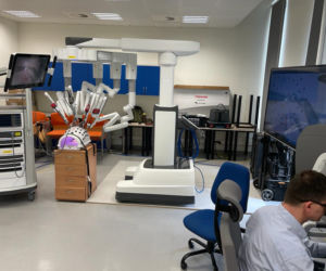 Roboty, technologia 3D i wirtualna rzeczywistość. Trwa Tydzień Robotyki Chirurgicznej na Uniwersytecie Medycznym [GALERIA]