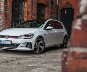 Volkswagen Golf 2.0 TSI GTI Performance 245 KM