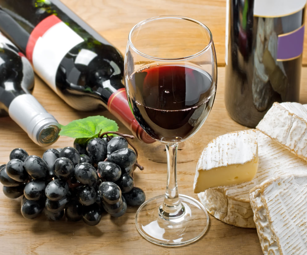 Jak przechowywać wino? Czy wino można trzymać w lodówce?