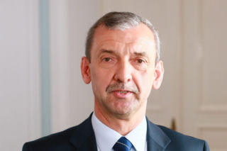 Burza o pensje nauczycieli. Związkowcy ostrzegają rząd 