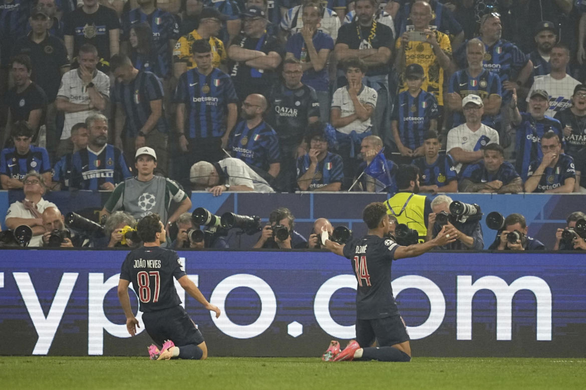 Fani płakali podczas finału Ligi Mistrzów! Inter zrozpaczony, PSG szalało z radości