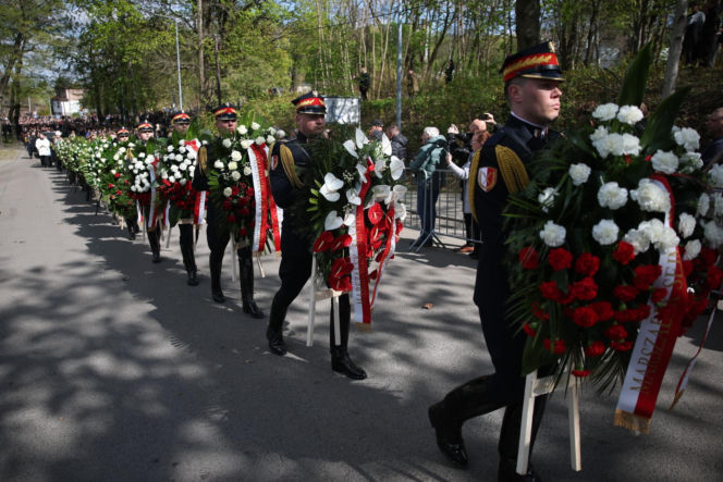 Ból, rozpacz, łzy. Poruszające sceny na pogrzebie Łukasza Litewki