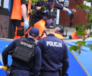 Bródno. Śmiertelny upadek dziecka z balkonu