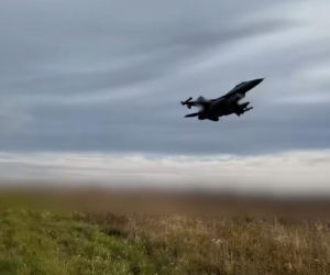 Ukraińskie F-16 na froncie. Taktyka z Zachodu nie wystarczyła, piloci stworzyli własną