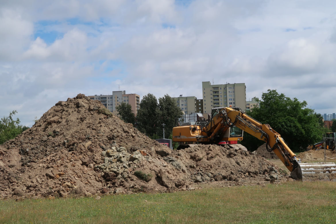 Park Jaworek w Tychach zamienił się w wielki plac budowy [ZDJĘCIA]