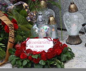 Kora nie przyjechała na pogrzeb męża