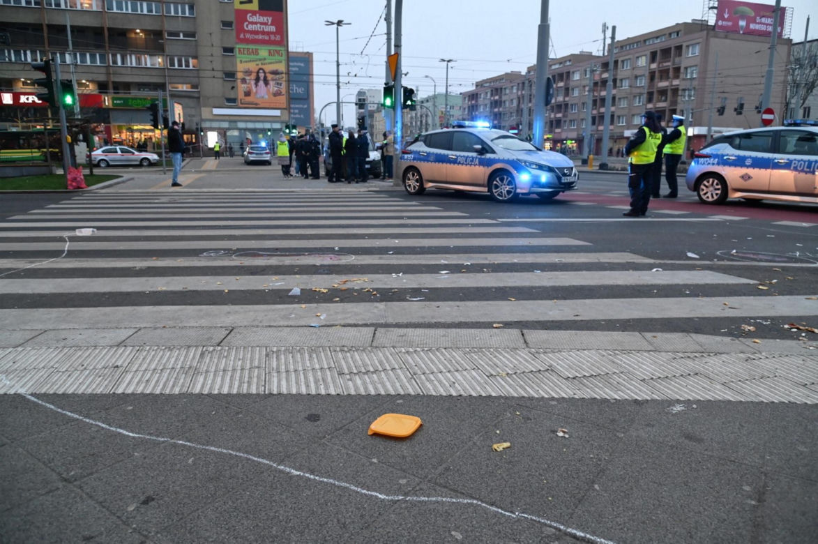 W Szczecinie kierowca rozpędzonym samochodem wpadł w pieszych