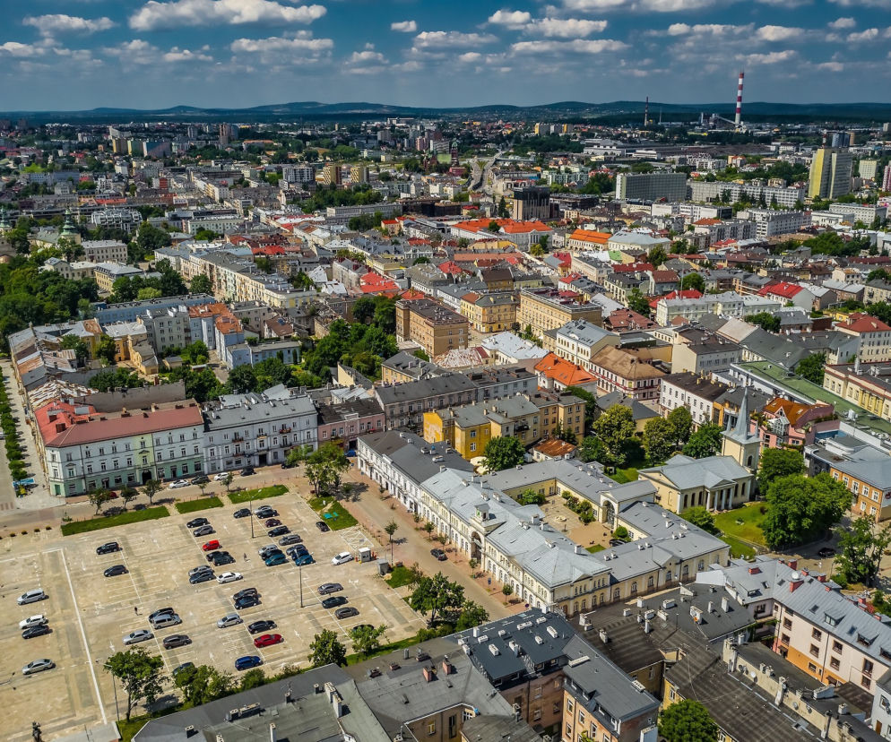 Plac Wolności w Kielcach