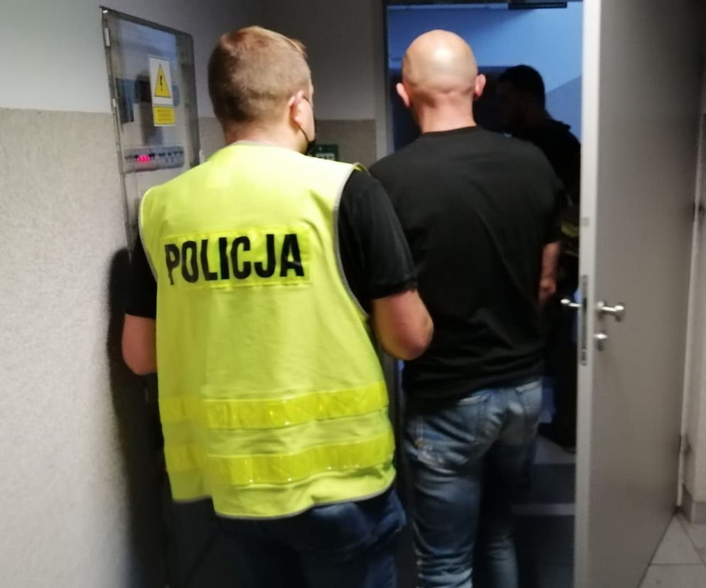 Uciekał przed policją, bo nie chciał stracić prawka