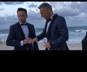Krzysztof Gojdź i Marcin Roznowski: Ślub na plaży